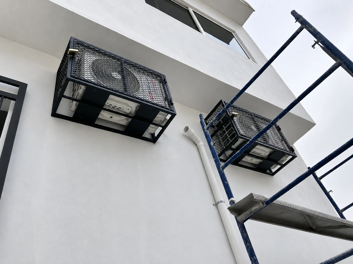 Guardas de ventana metálicas — EMET, Monterrey